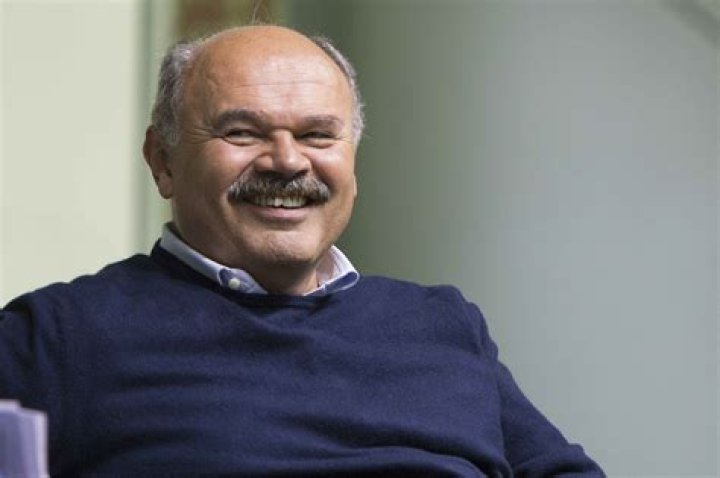 Oscar Farinetti Biography, Age, Height, Wife, Net Worth, Family