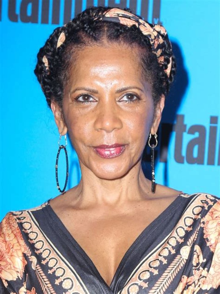 Penny Johnson Biography, Age, Height, Husband, Net Worth, Family