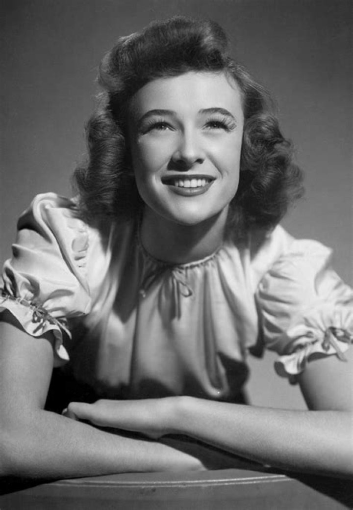 Phyllis Thaxter Biography, Age, Height, Husband, Net Worth, Family