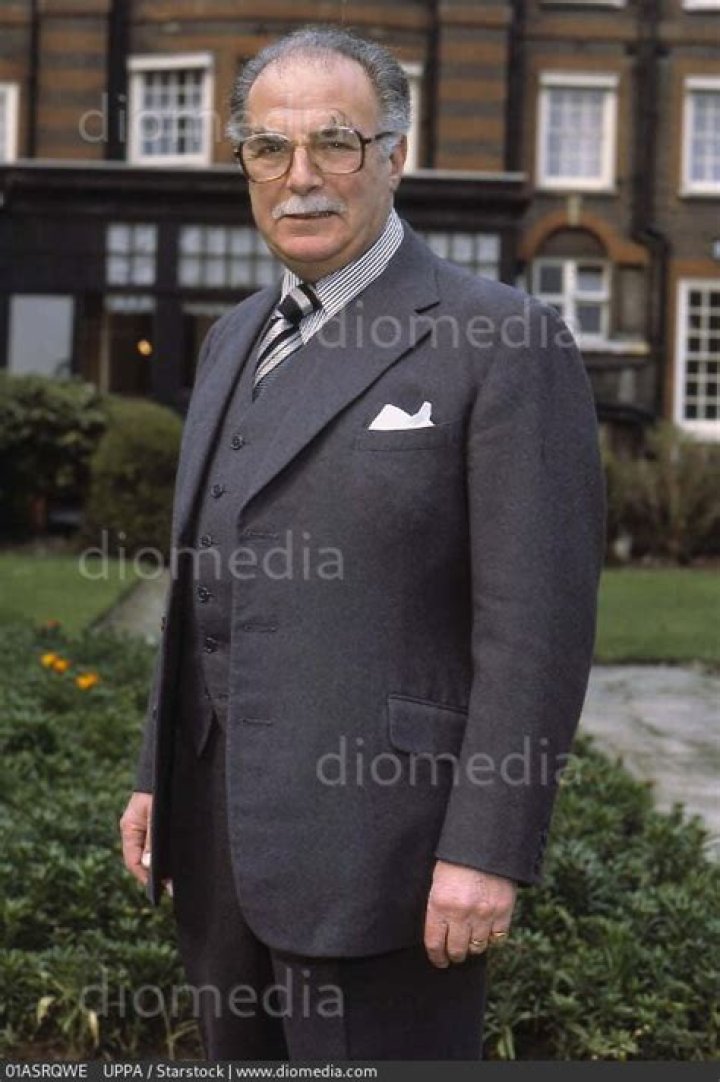 Reginald Marsh (actor) Biography, Age, Height, Wife, Net Worth and Family