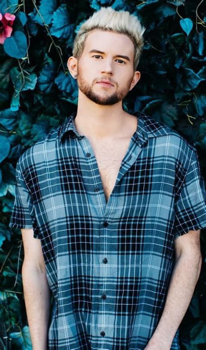 Ricky Dillon Biography, Age, Height, Wife, Net Worth, Family