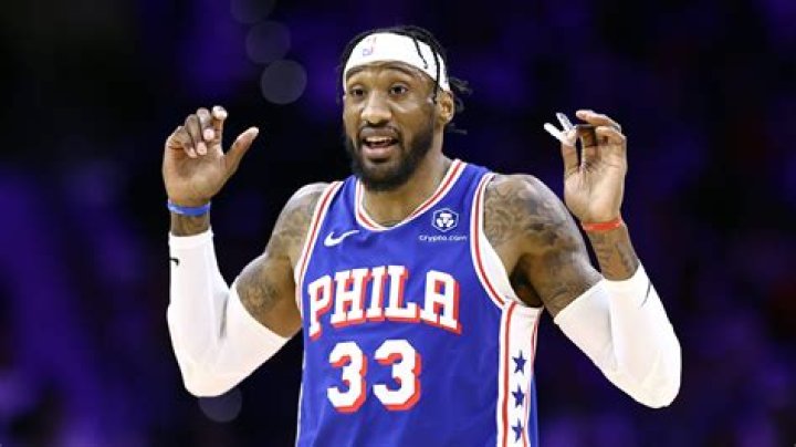 Robert Covington Biography, Age, Height, Wife, Net Worth, Family