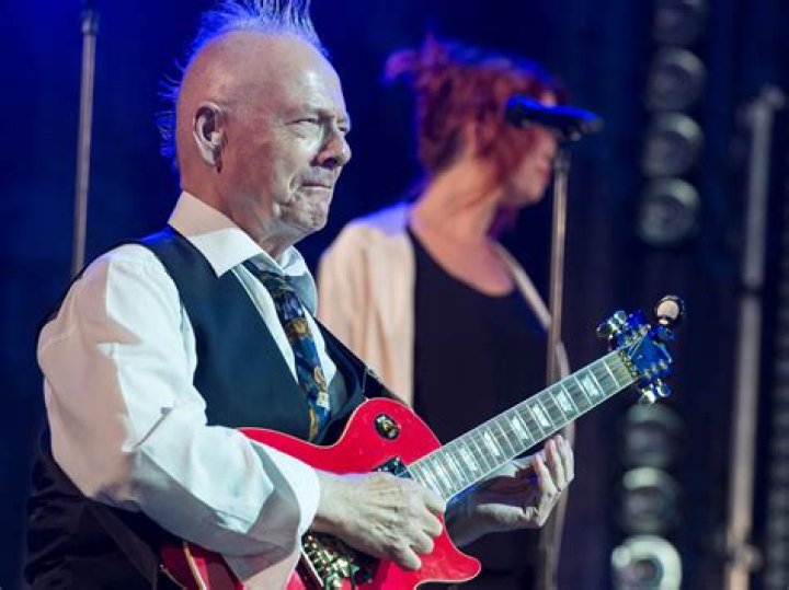 Robert Fripp biografía, edad, altura, esposo, net worth, familia