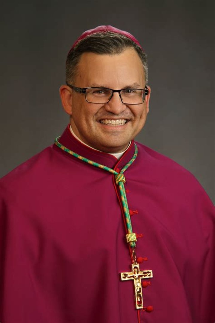 Robert Gerald Casey Biography, Age, Height, Wife, Net Worth, Family