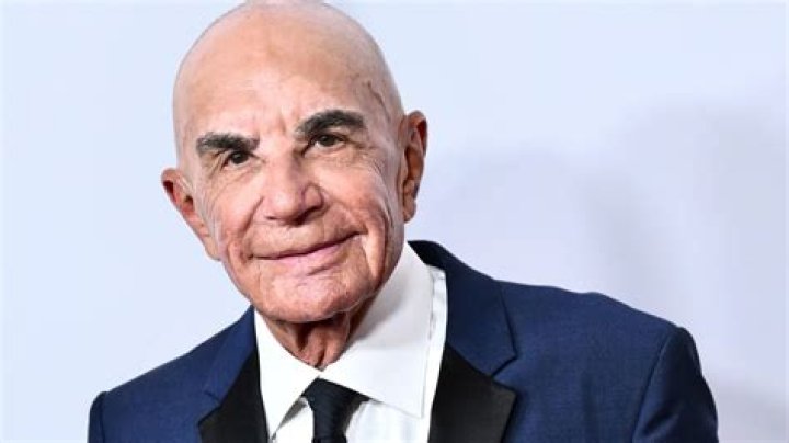Robert Shapiro Biography, Age, Height, Wife, Net Worth, Family