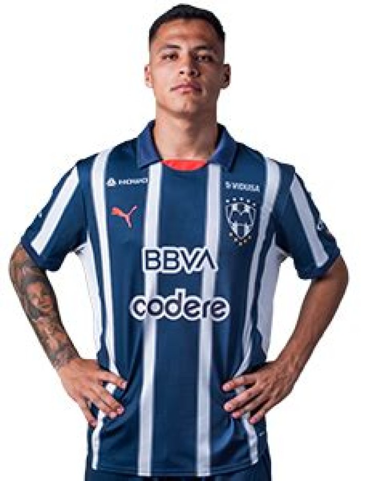 Roberto de la Rosa Biography, Age, Height, Wife, Net Worth, Family