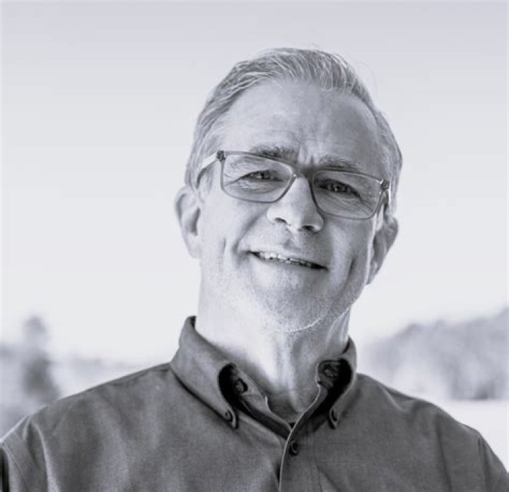 Ron Meeks Biography, Age, Height, Wife, Net Worth, Family