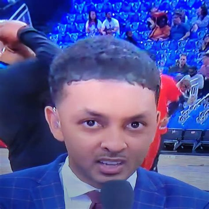 Ryan Hollins Biography, Age, Height, Wife, Net Worth, Family