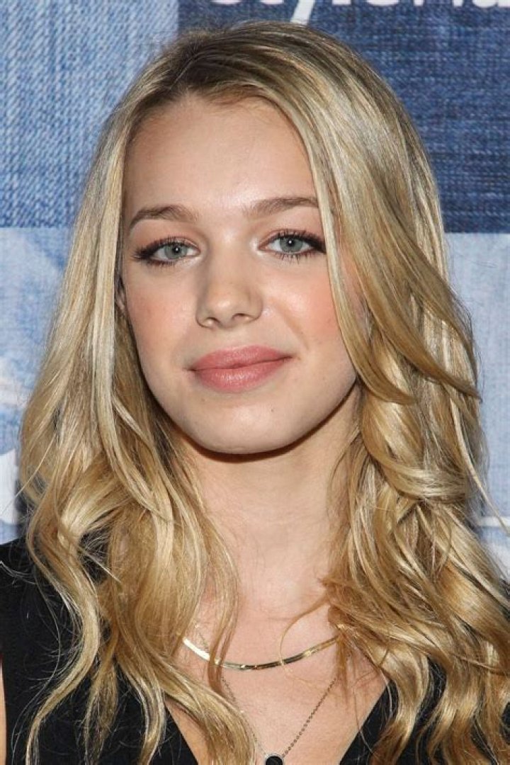 Sadie Calvano Biography, Age, Height, Husband, Net Worth, Family