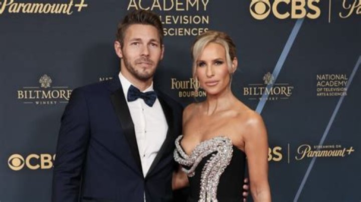 Scott Clifton Biography, Age, Height, Wife, Net Worth, Family