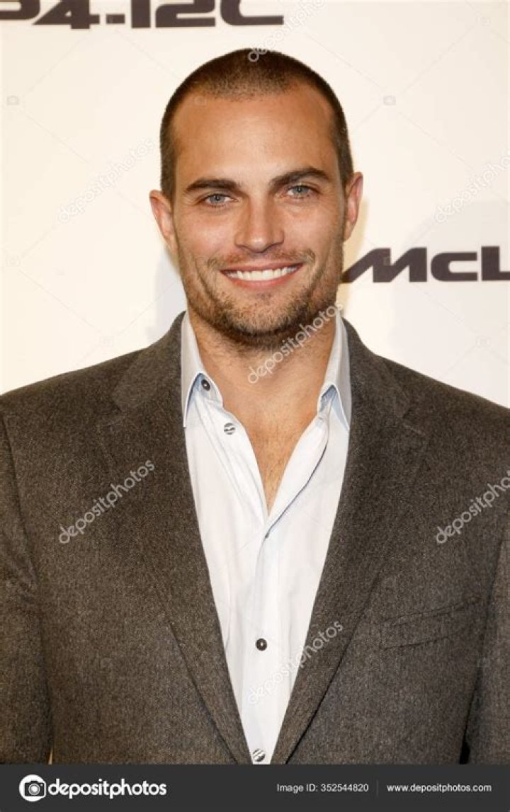 Scott Elrod Biography, Age, Height, Wife, Net Worth, Family