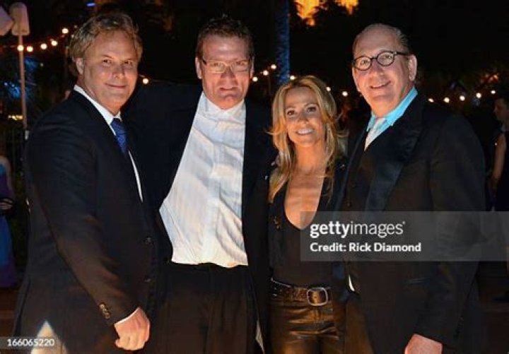 Scott Hendricks Biography, Age, Height, Wife, Net Worth, Family