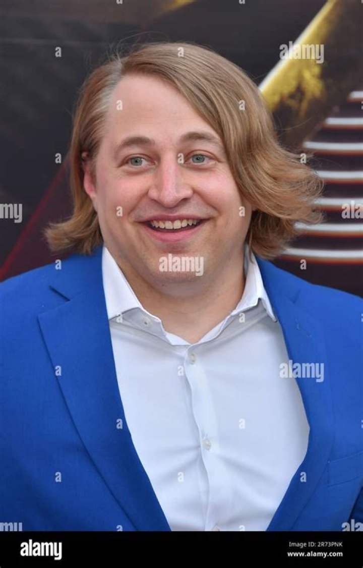 Sean Rogers Biography, Age, Height, Wife, Net Worth, Family