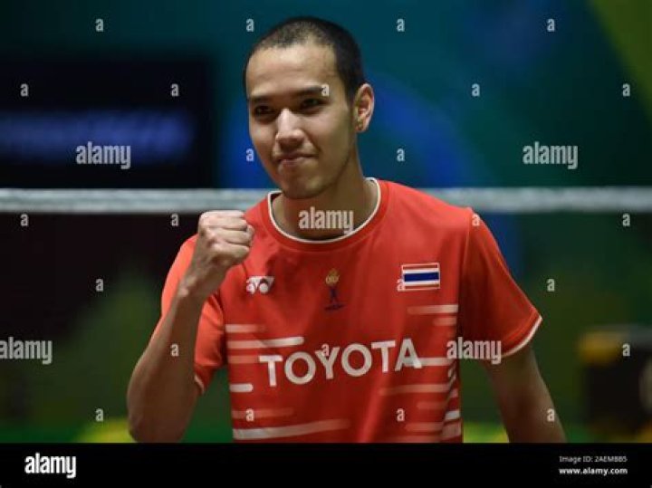 Sitthikom Thammasin Biography, Age, Height, Wife, Net Worth, Family