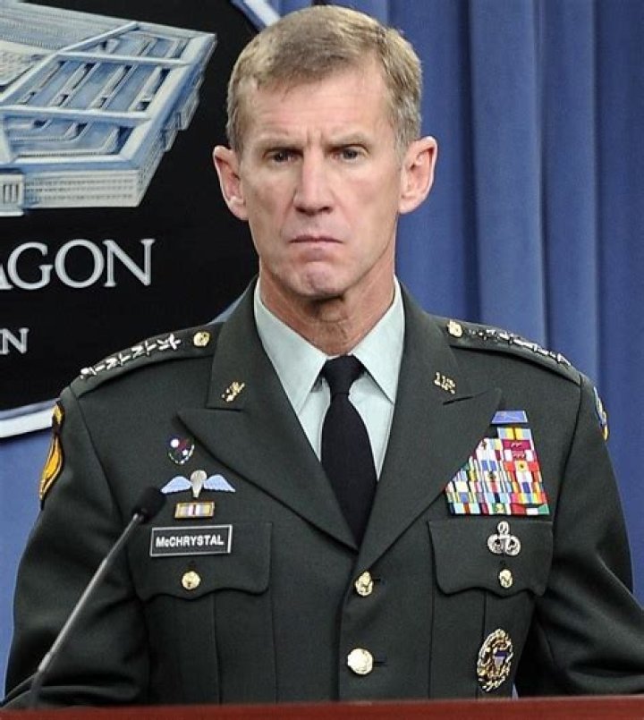 Stanley A. McChrystal Biography, Age, Height, Wife, Net Worth, Family
