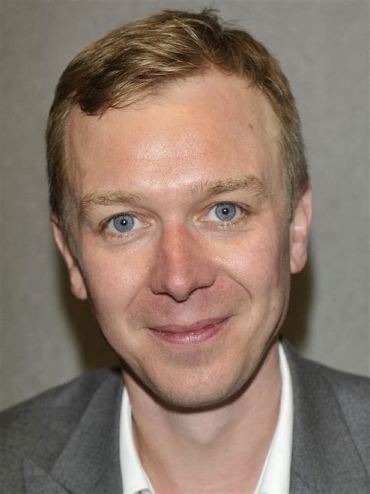 Steven Robertson Biography, Age, Height, Wife, Net Worth, Family