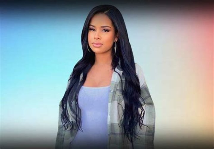 Taina biografía, edad, altura, esposa, net worth, familia