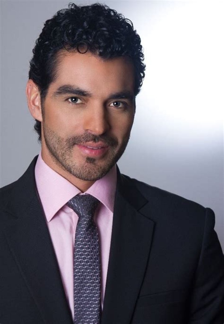 Tiberio Cruz Biography, Age, Height, Net Worth, Family