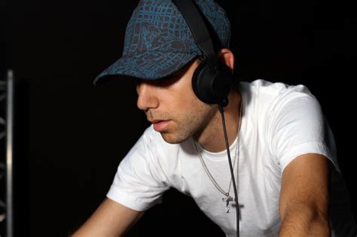 Tiga Biography, Age, Height, Wife, Net Worth, Family