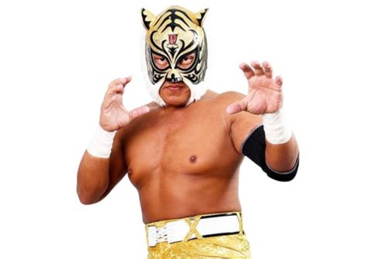 Tiger Mask IV Biography, Age, Height, Wife, Net Worth, Family