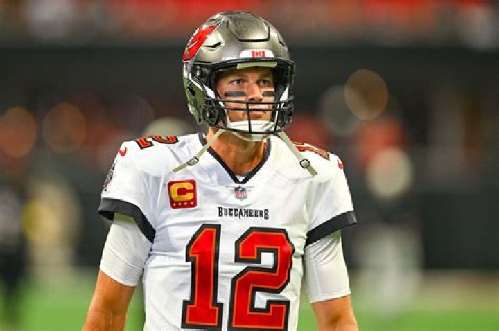 Tom Knight Biography, Age, Height, Wife, Net Worth, Family