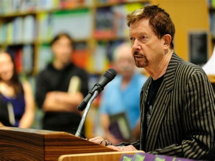 Tom Robbins Biography, Age, Height, Wife, Net Worth, Family