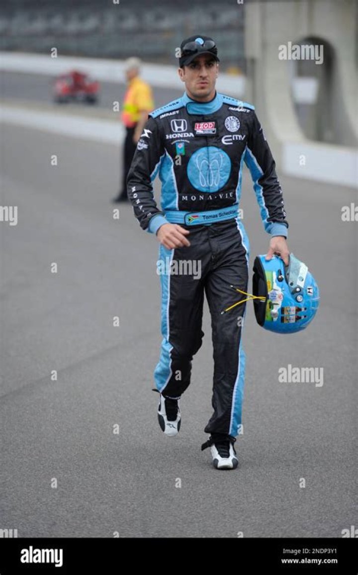 Tomas Scheckter Biography, Age, Height, Wife, Net Worth, Family