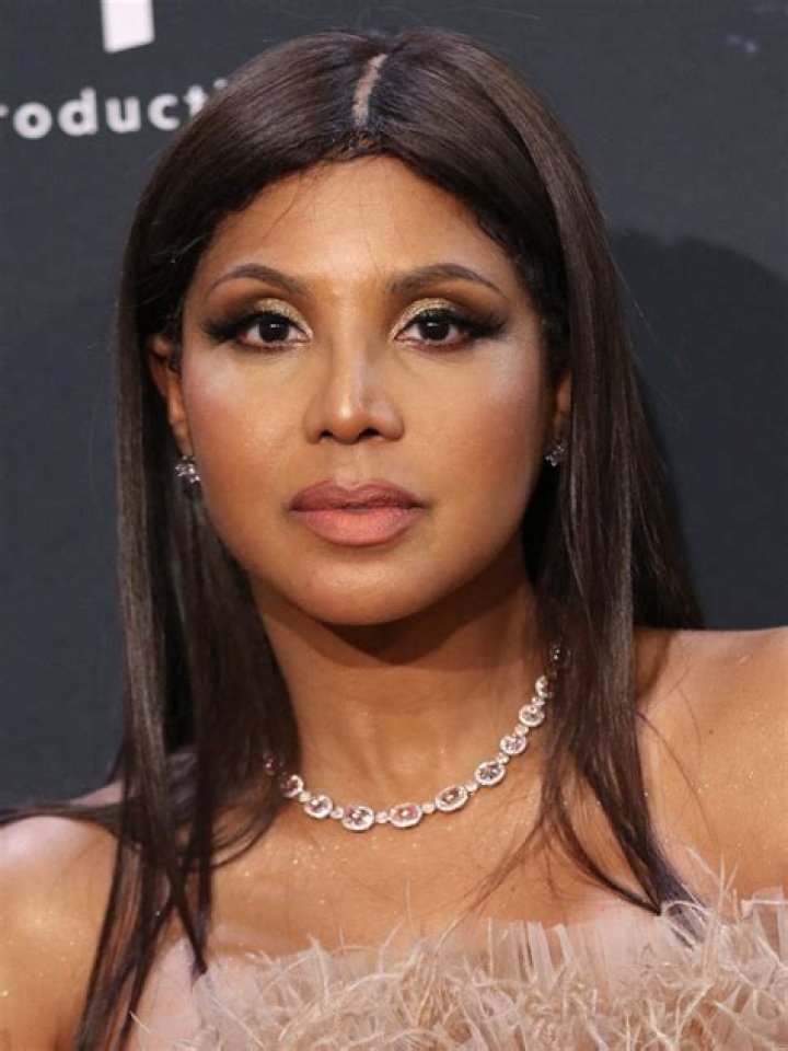 Toni Braxton Biography, Age, Height, Husband, Net Worth, Family