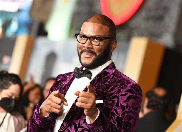 Tyler Perry Biography, Age, Height, Wife, Net Worth, Family