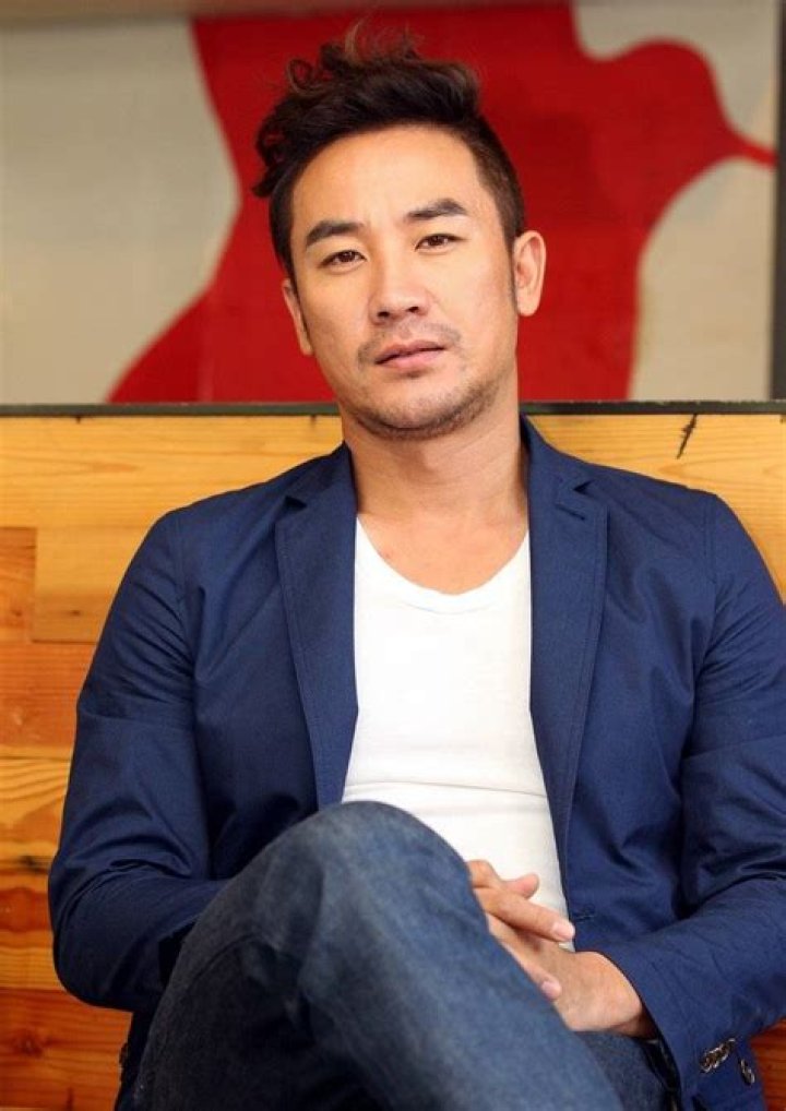 Uhm Tae-woong Biography, Age, Height, Wife, Net Worth, Family