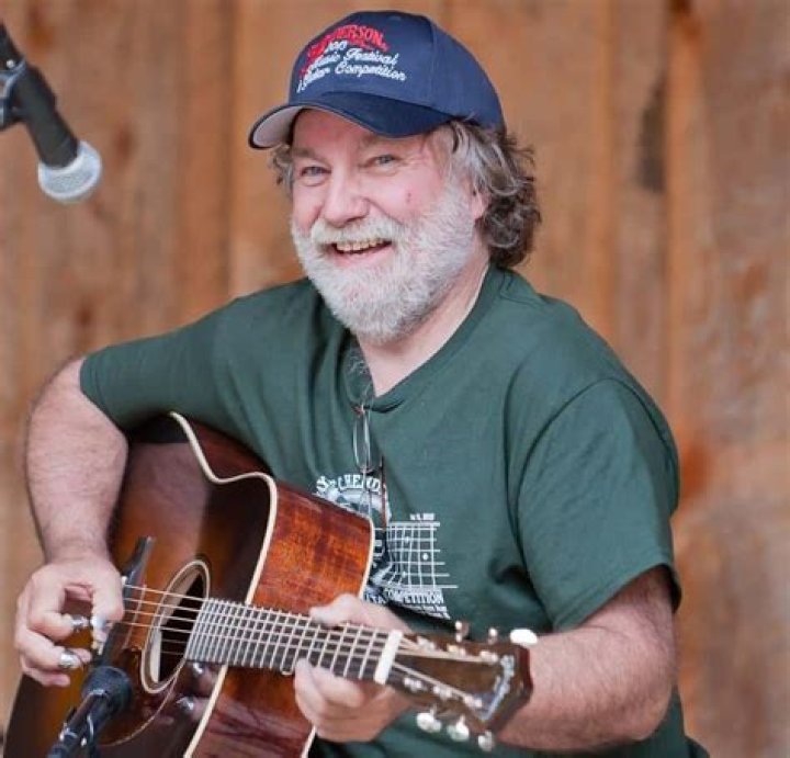 Wayne Henderson biografía, edad, altura, esposo, net worth, familia