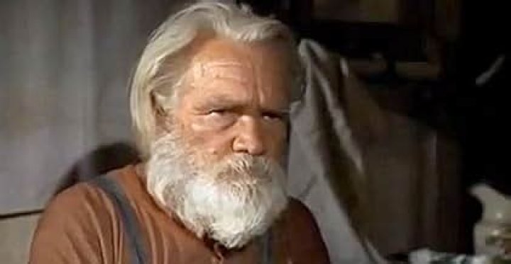 William Challee Biography, Age, Height, Wife, Net Worth, Family