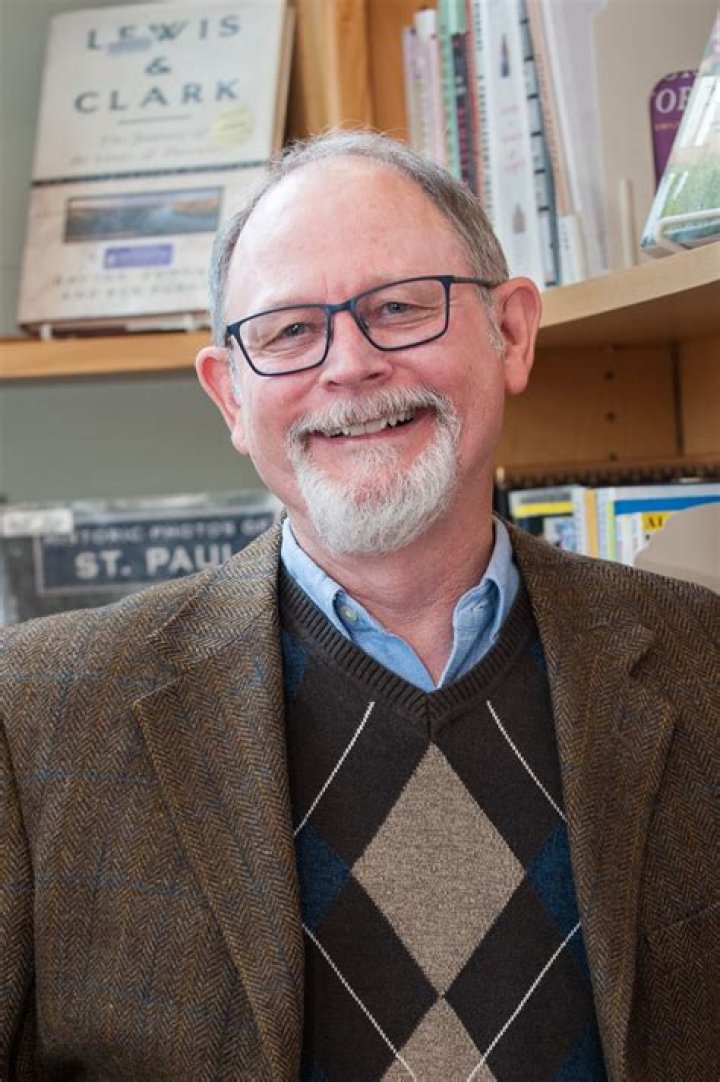 William Kent Krueger Biography, Age, Height, Wife, Net Worth, Family